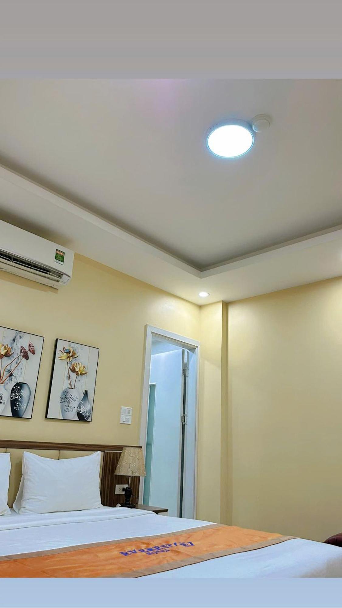 Everest Hotel Hanoi Buitenkant foto