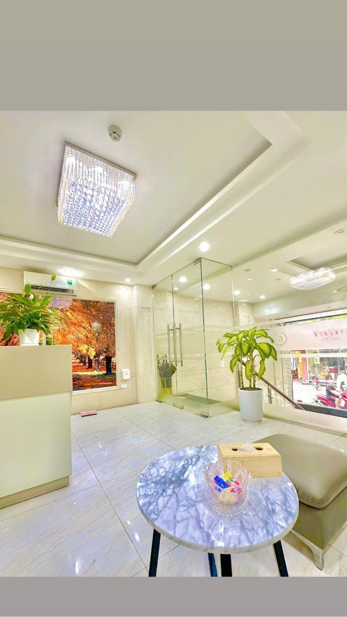 Everest Hotel Hanoi Buitenkant foto