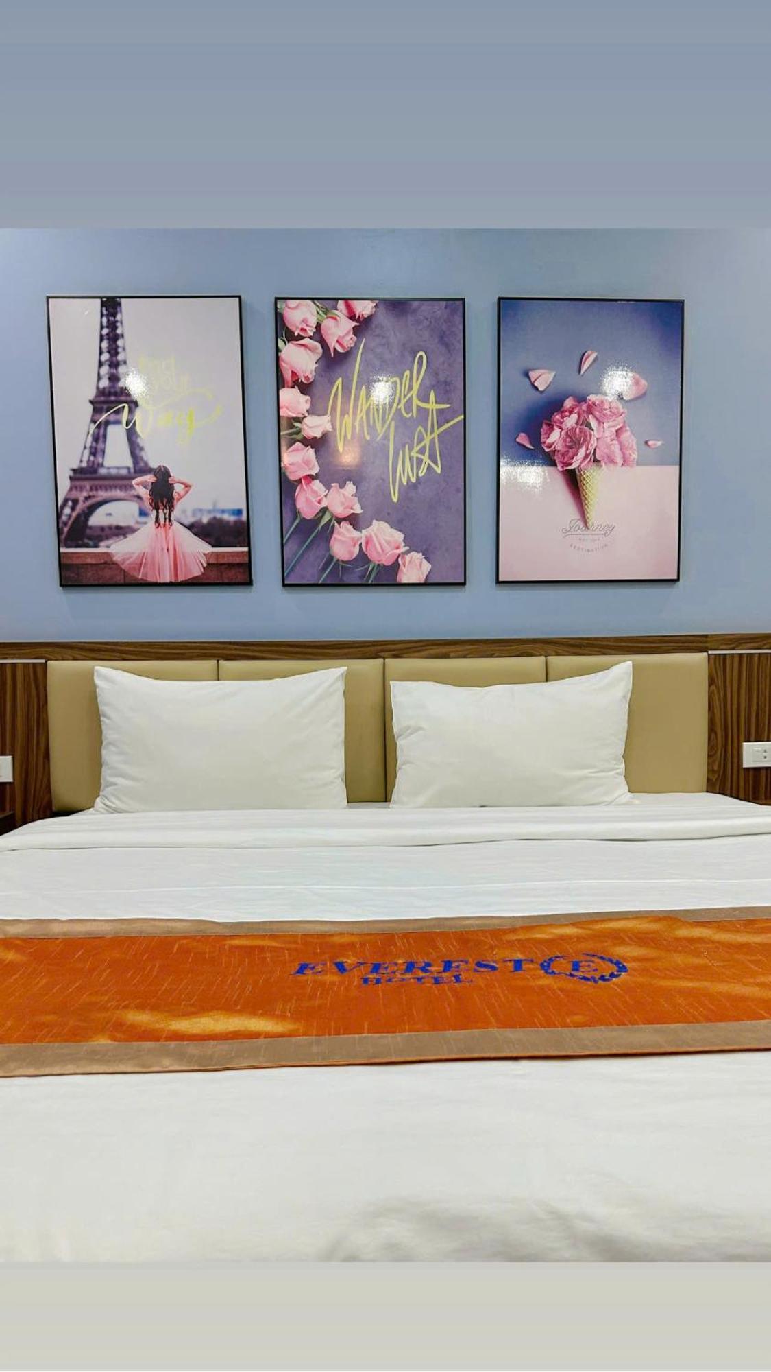 Everest Hotel Hanoi Buitenkant foto