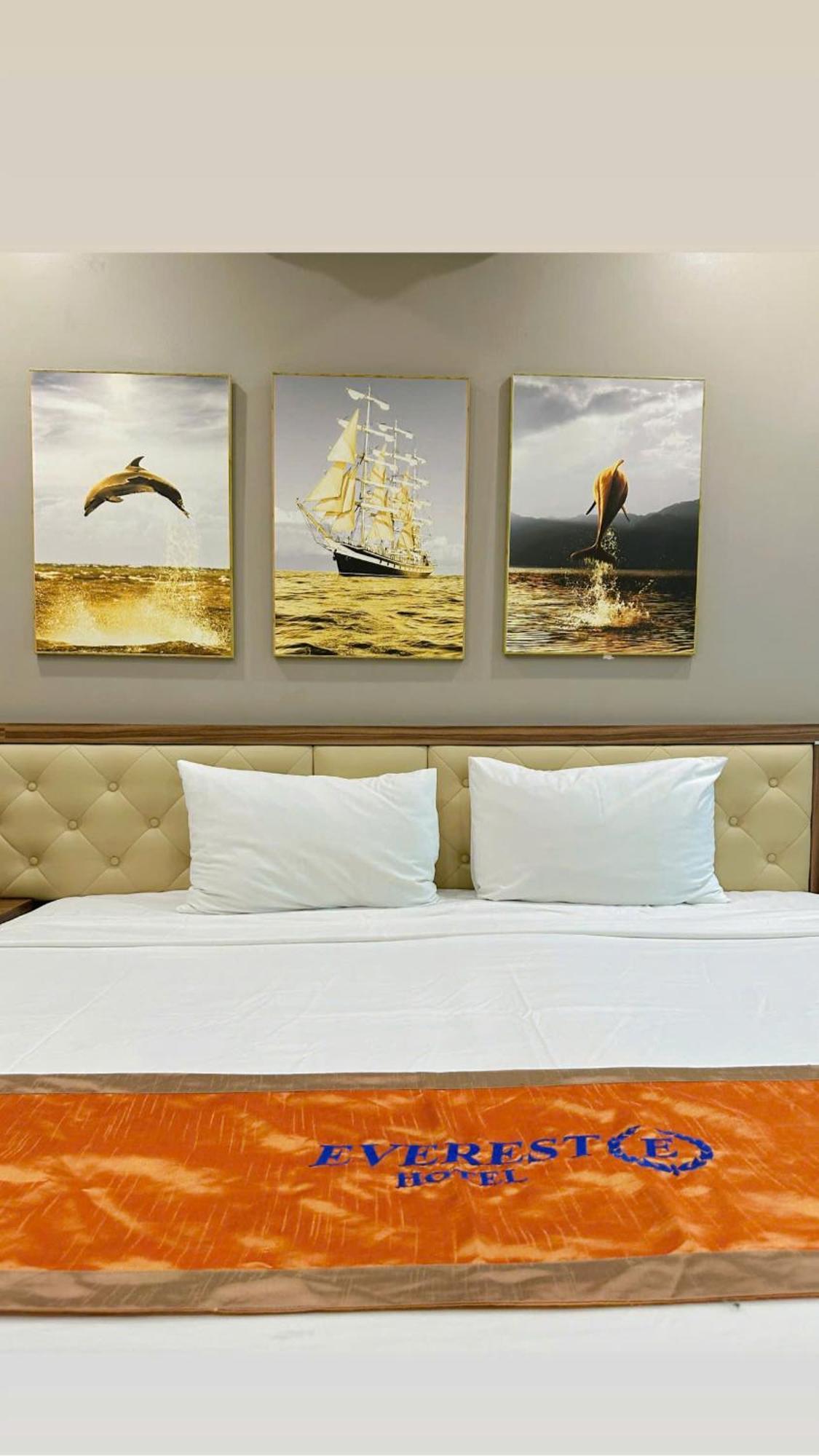 Everest Hotel Hanoi Buitenkant foto