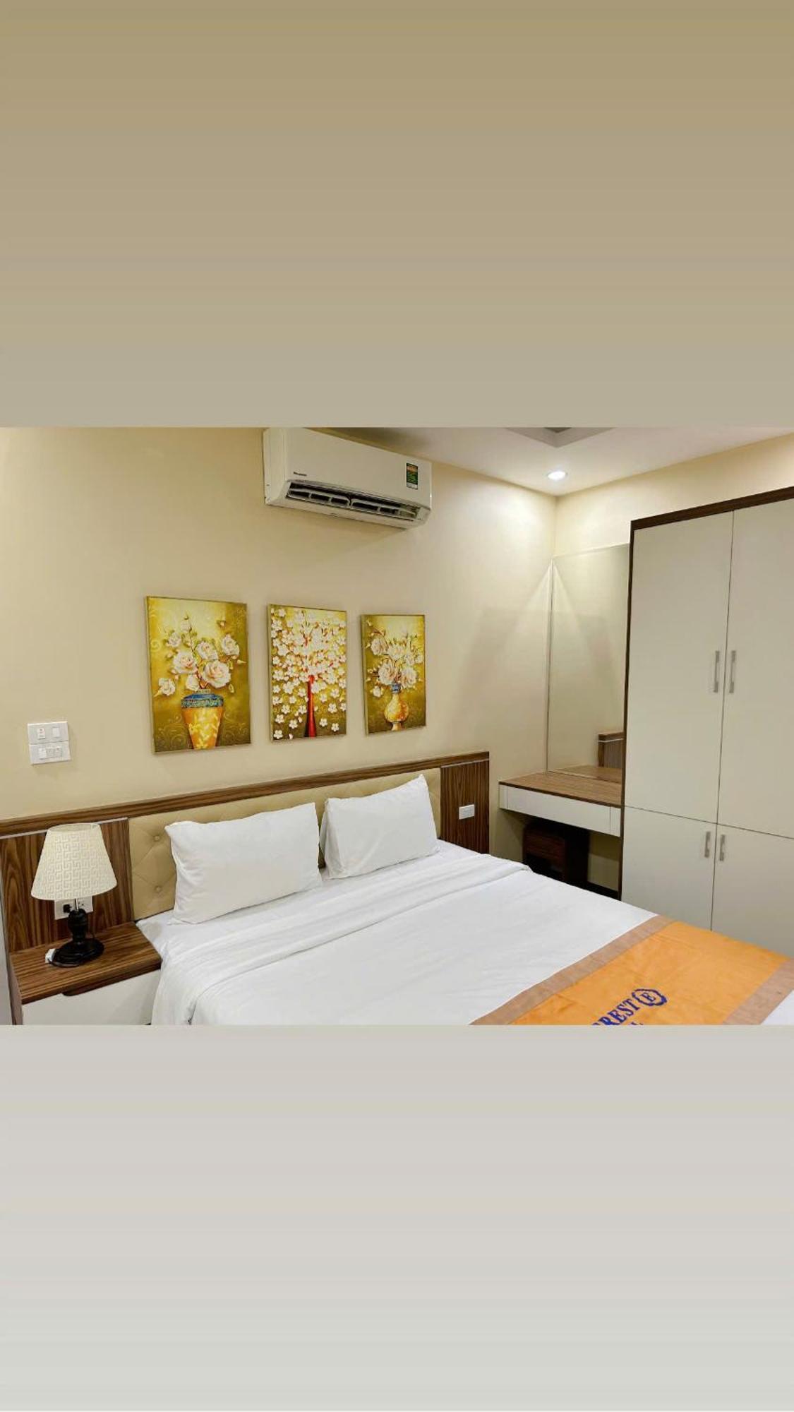 Everest Hotel Hanoi Buitenkant foto