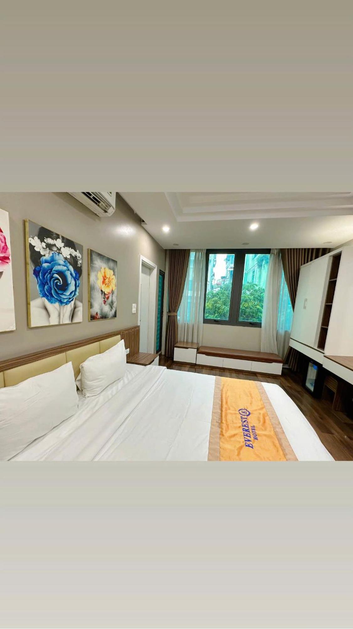 Everest Hotel Hanoi Buitenkant foto