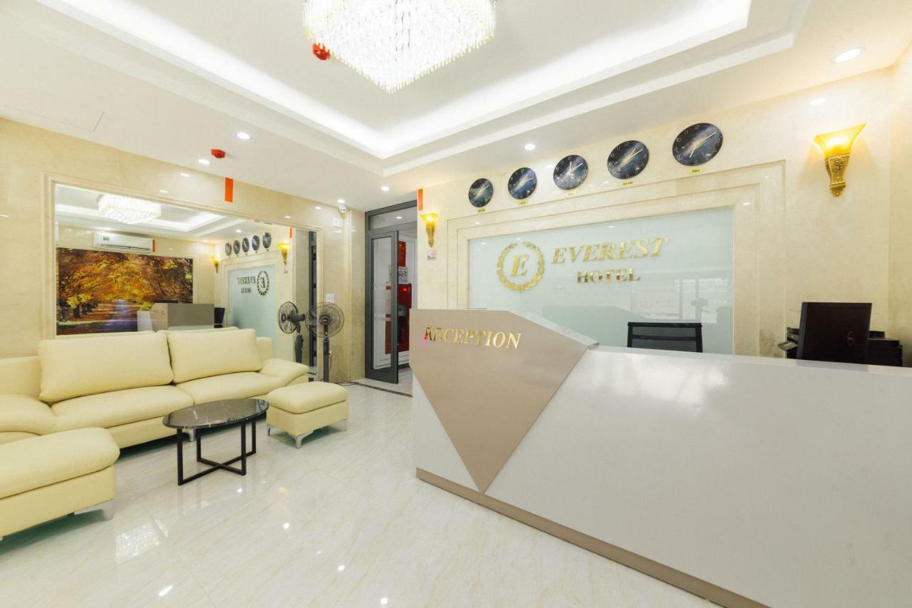 Everest Hotel Hanoi Buitenkant foto